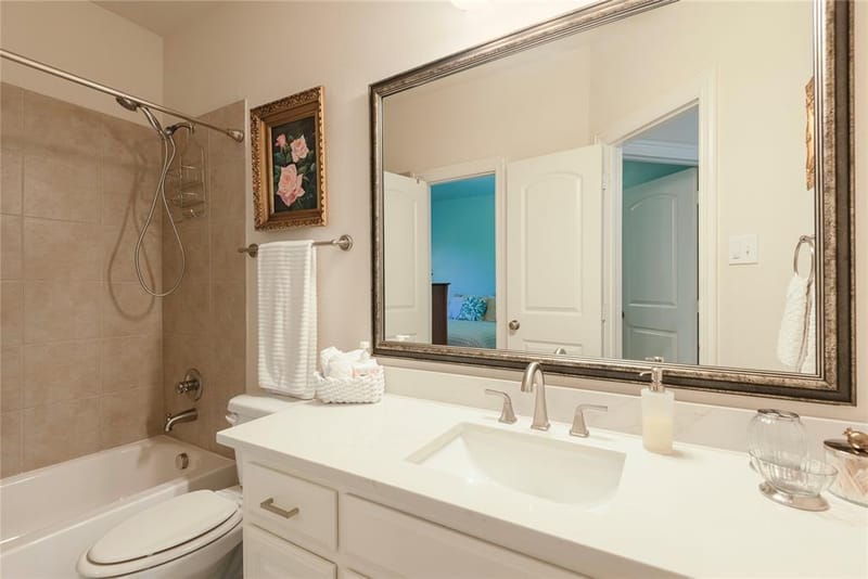 8320 Lindsay Gardens, The Colony TX 75056 - Photo 15