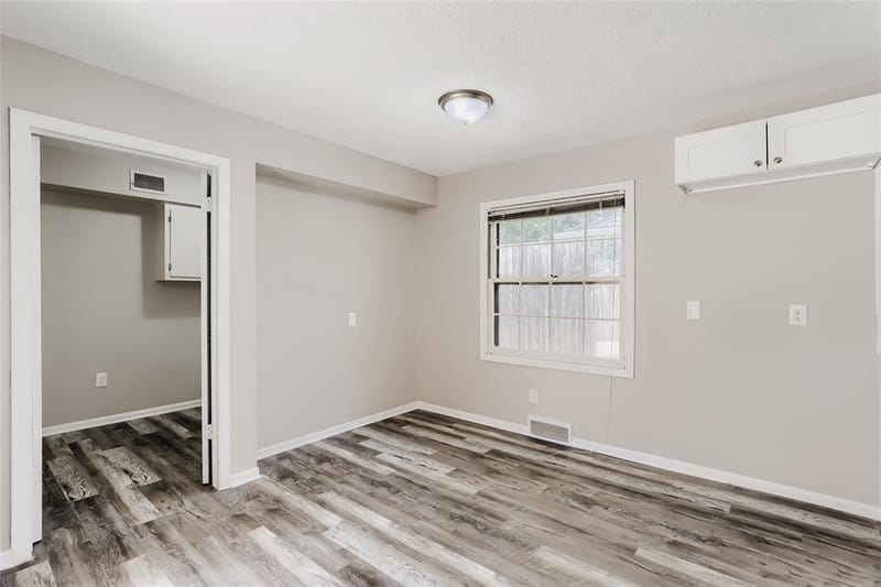 6225 Berryhill Street, Dallas TX 75231 - Photo 12