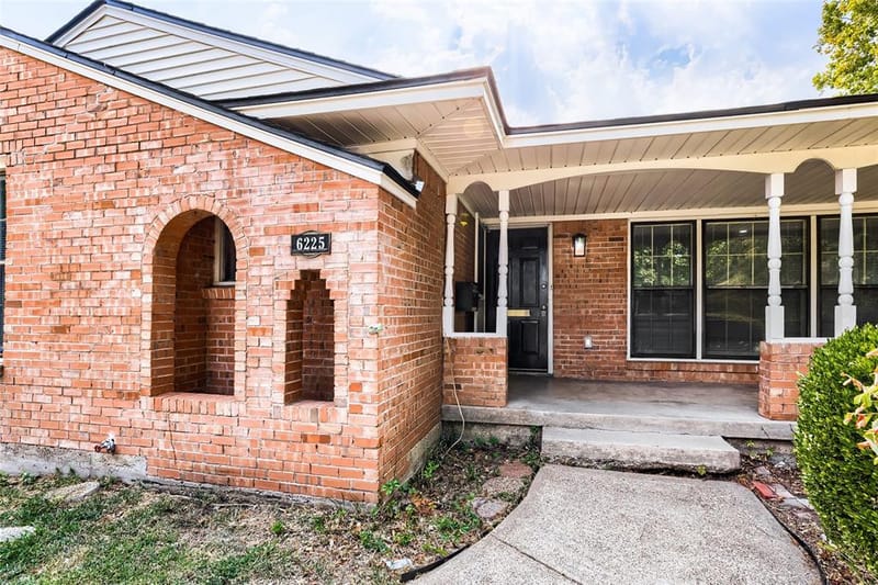 6225 Berryhill Street, Dallas TX 75231 - Photo 3