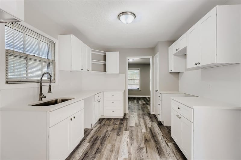 6225 Berryhill Street, Dallas TX 75231 - Photo 10