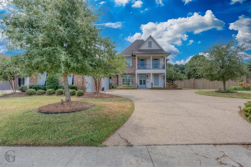 110 Overbrook Lane, Bossier City LA 71111