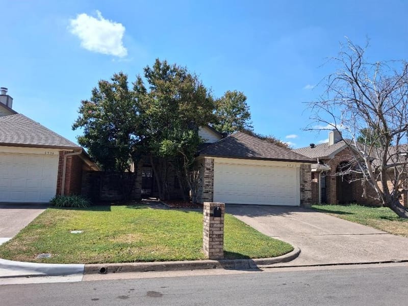 6932 Cheswick Drive, North Richland Hills TX 76182 - Photo 2