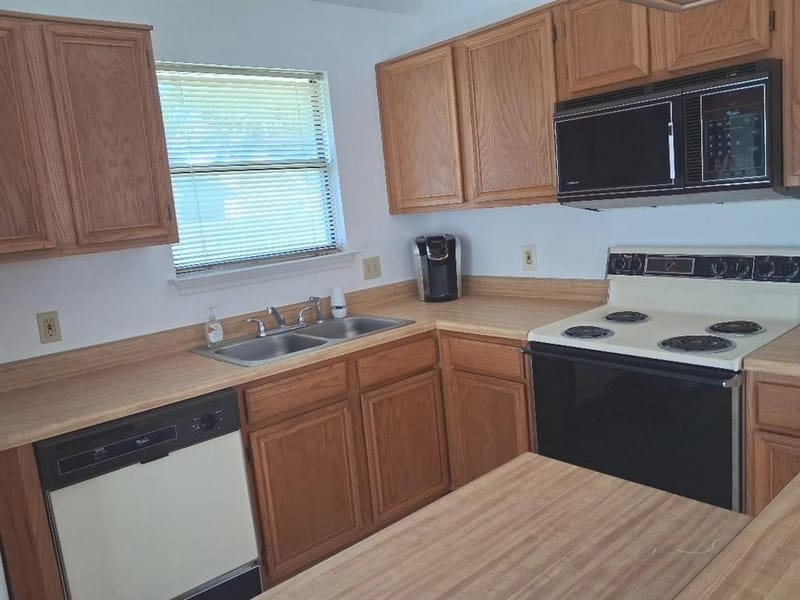 6932 Cheswick Drive, North Richland Hills TX 76182 - Photo 7