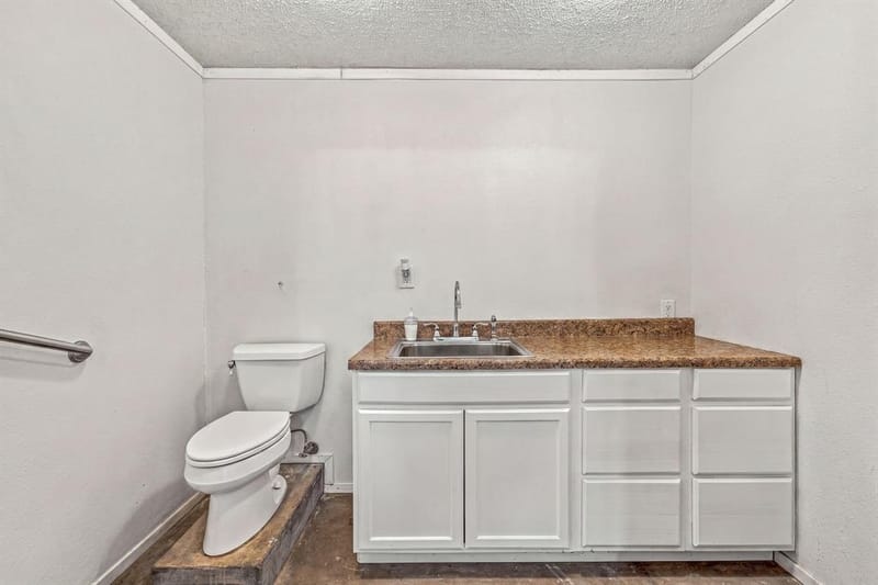5351 Upper Denton Road, Weatherford TX 76085 - Photo 33