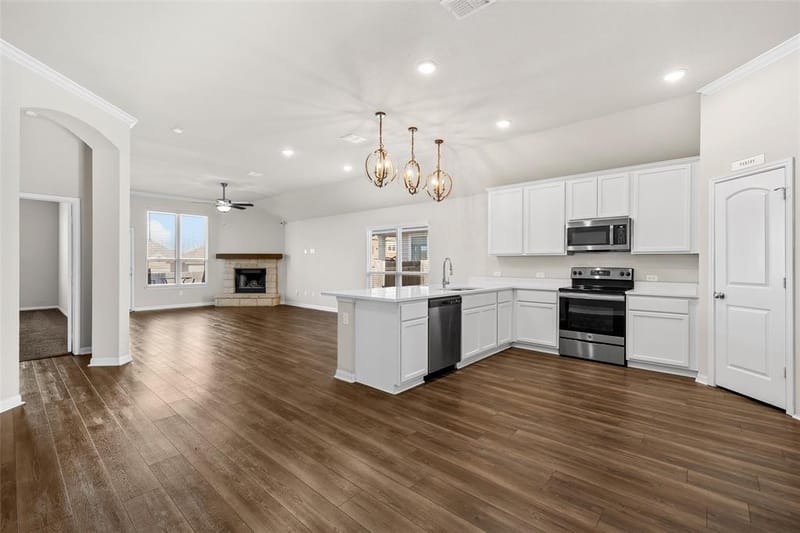 3125 Risinger Road, Waco TX 76655 - Photo 3