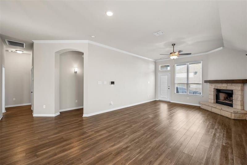 3125 Risinger Road, Waco TX 76655 - Photo 8