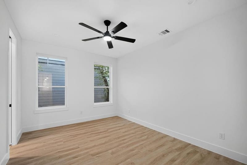 345 Bonnie View Road, Dallas TX 75203 - Photo 22