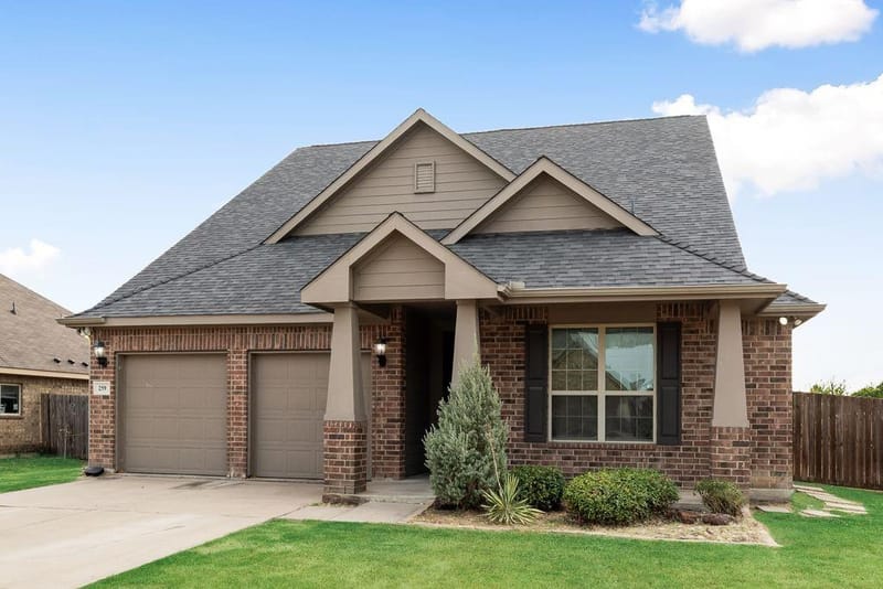259 Saddlebrook Lane, Waxahachie TX 75165
