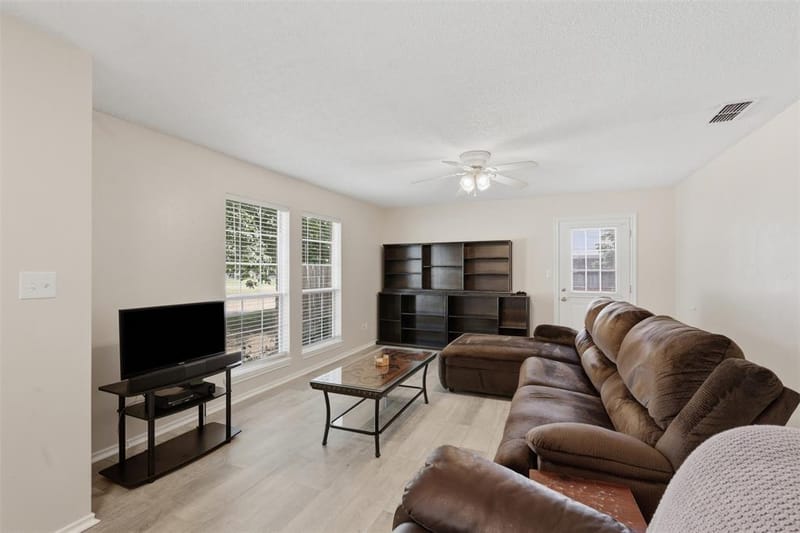 612 Camp Street, Sulphur Springs TX 75482 - Photo 2