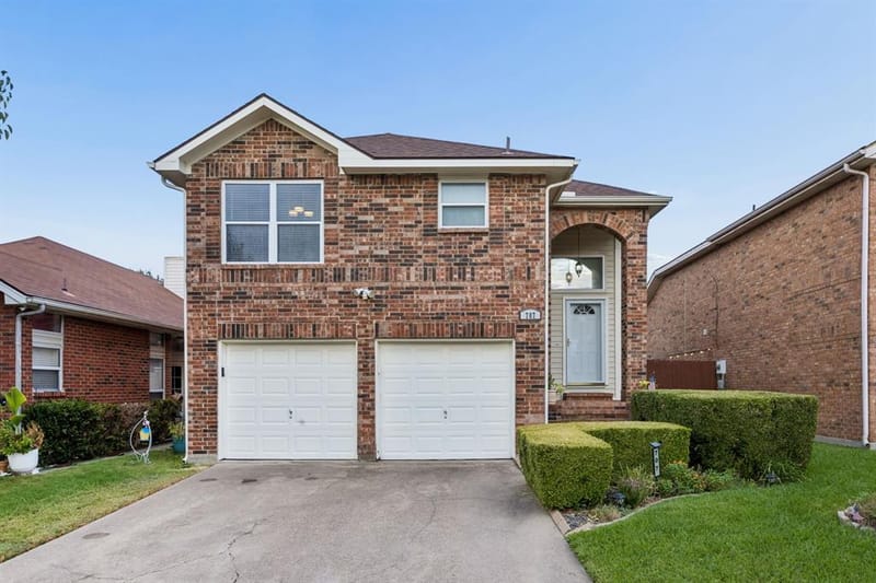 707 Meadowcreek Court, Garland TX 75043 - Photo 7