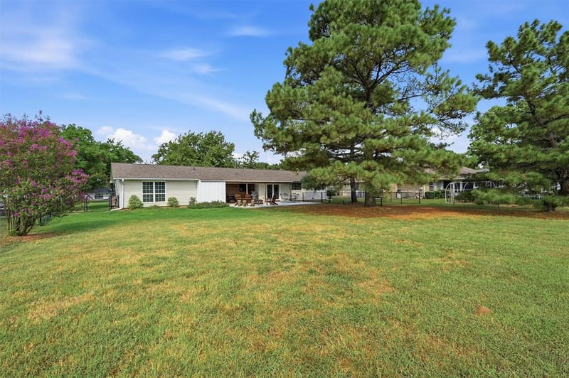 722 Kiowa Drive W, Lake Kiowa TX 76240 - Photo 39