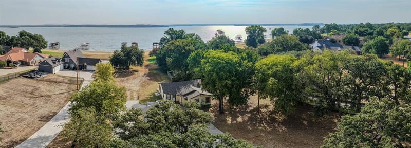 220 N Broadway Road, Azle TX 76020 - Photo 2