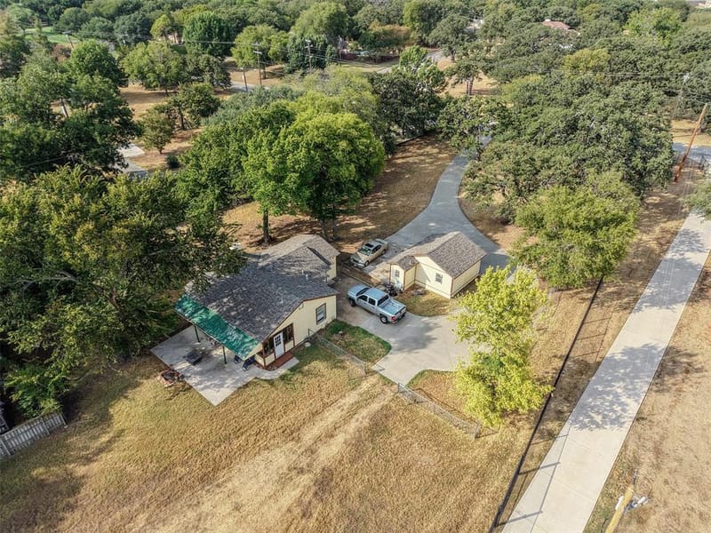 220 N Broadway Road, Azle TX 76020 - Photo 30