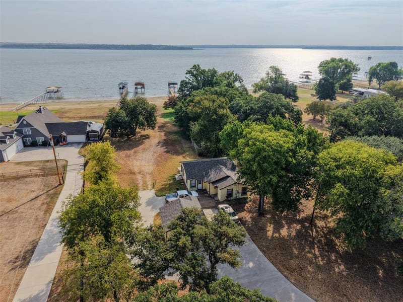220 N Broadway Road, Azle TX 76020 - Photo 31