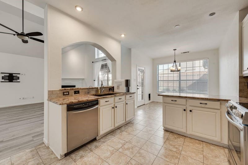 7100 Ledgestone Court, Frisco TX 75034 - Photo 9