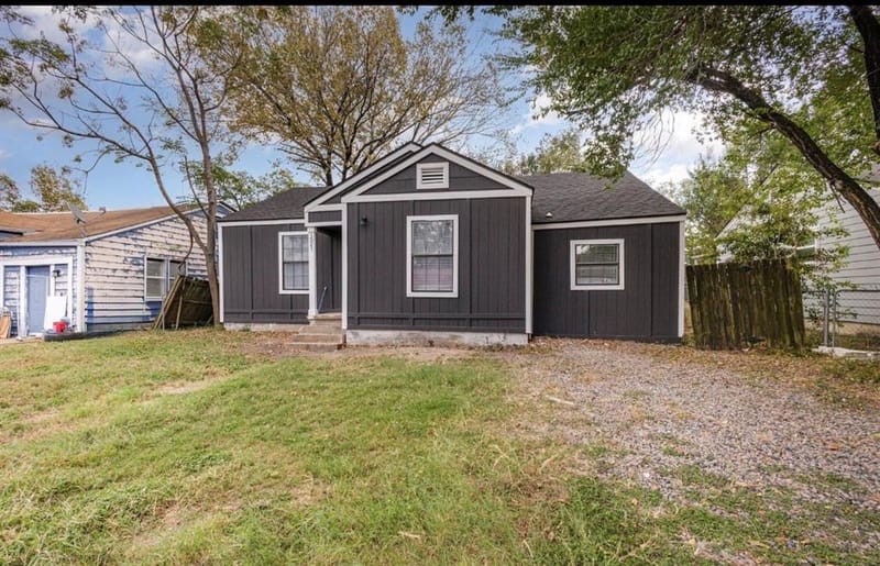 1527 Columbia Avenue, Corsicana TX 75110