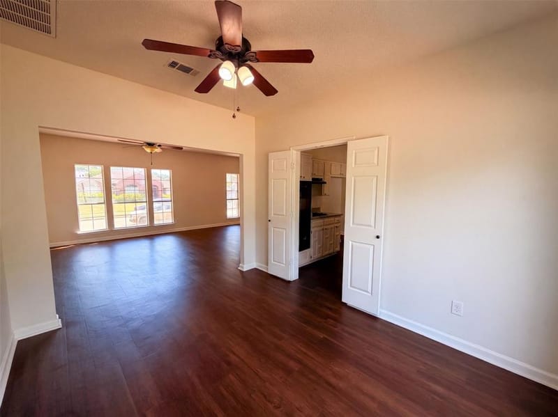 2405 Waterloo Lane, Mesquite TX 75181 - Photo 10