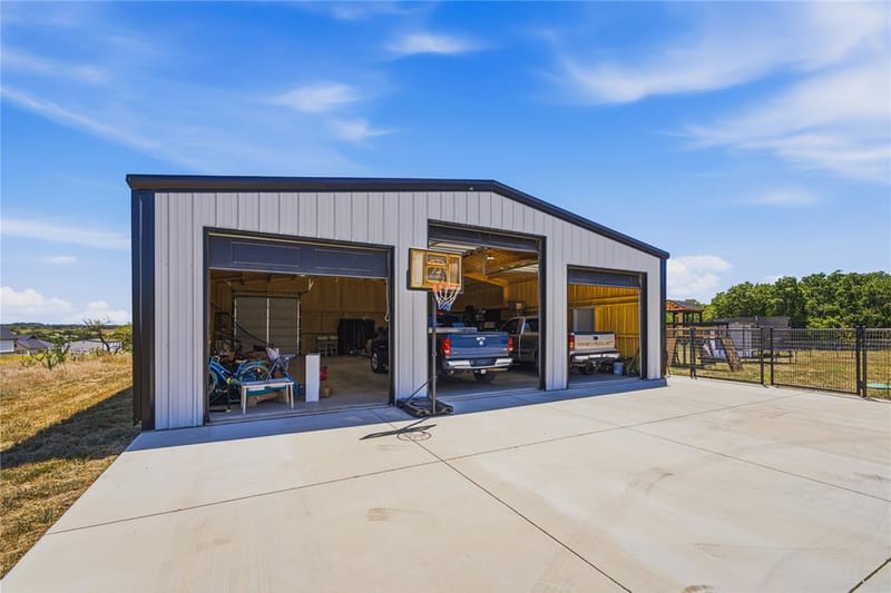 212 Dan Russell Bend, Weatherford TX 76087 - Photo 30