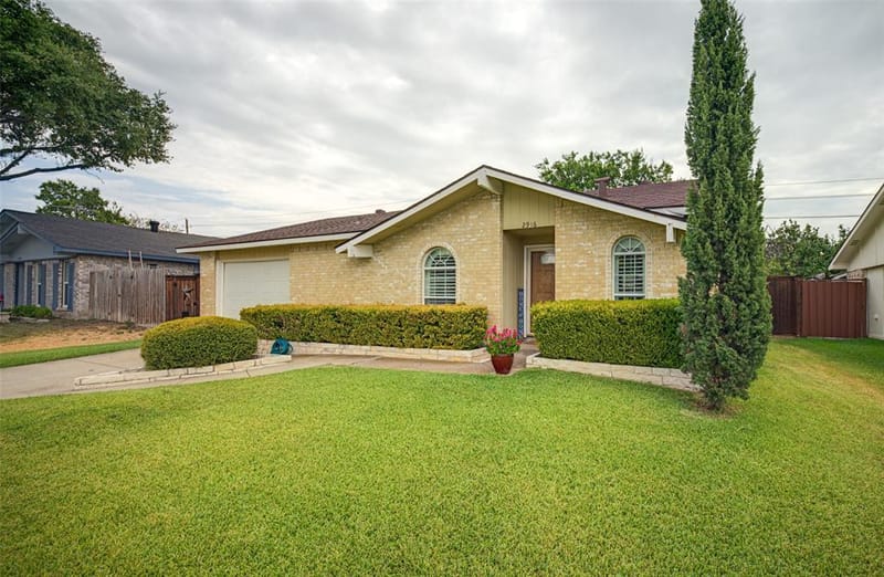 2916 Lockwood Drive, Carrollton TX 75007 - Photo 31