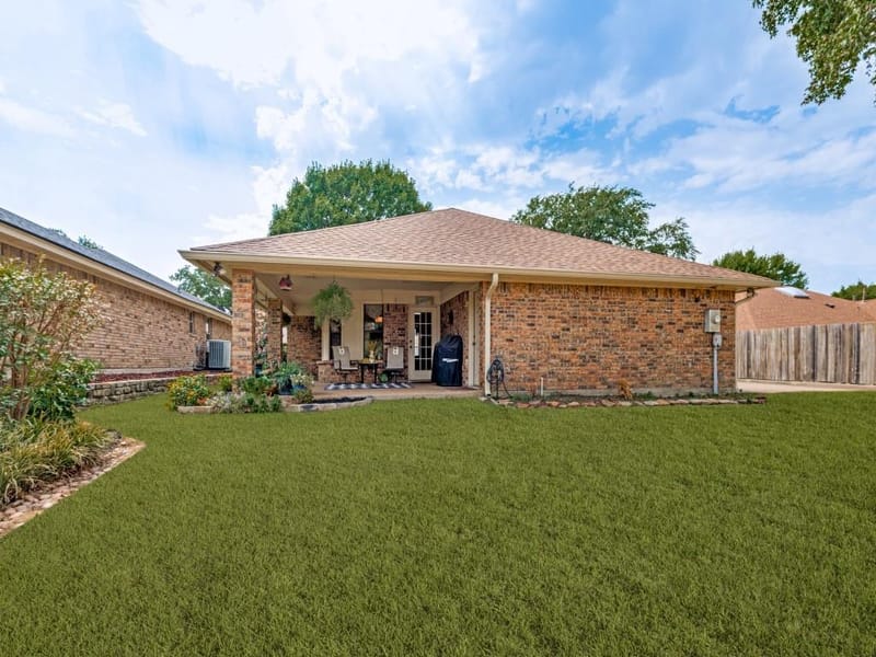 2213 Ridgewood, Bedford TX 76021 - Photo 27
