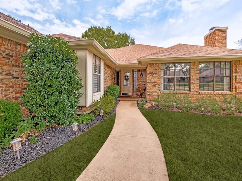 2213 Ridgewood, Bedford TX 76021 - Photo 3
