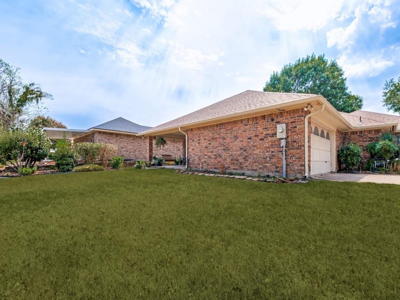 2213 Ridgewood, Bedford TX 76021 - Photo 28