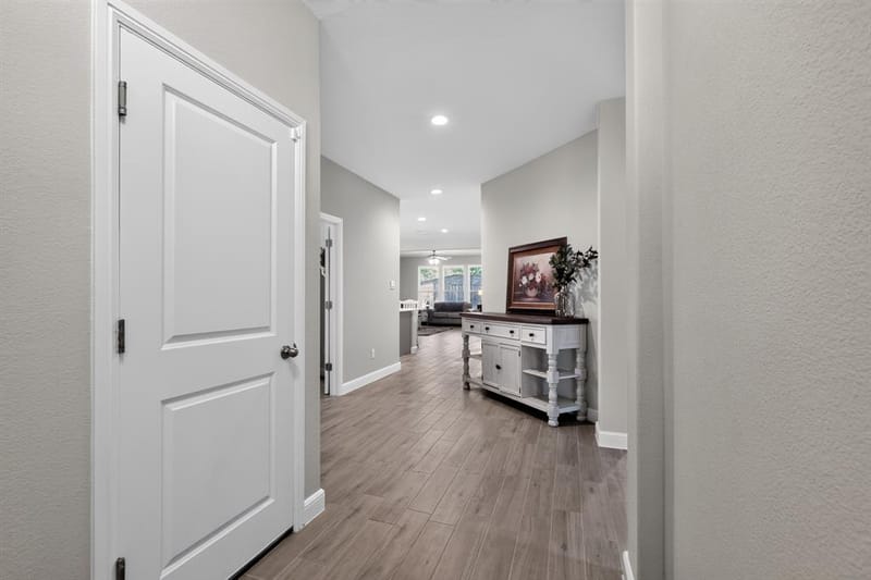 400 Dunmore Drive, Fort Worth TX 76052 - Photo 10