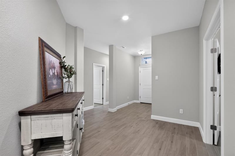 400 Dunmore Drive, Fort Worth TX 76052 - Photo 11