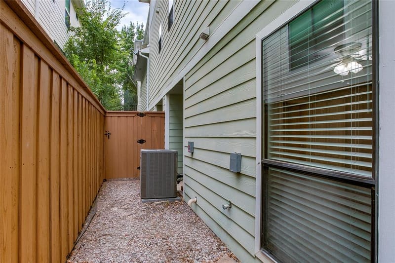 2415 Stutz Drive # C, Dallas TX 75235 - Photo 34