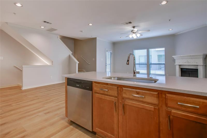 2415 Stutz Drive # C, Dallas TX 75235 - Photo 10