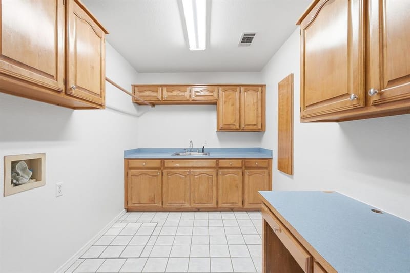 227 N Hopson Street, Van Alstyne TX 75495 - Photo 27