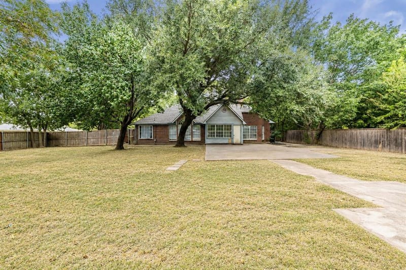 227 N Hopson Street, Van Alstyne TX 75495 - Photo 31