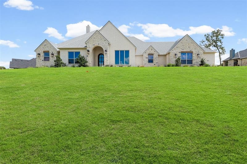 1656 Private Access 60200, Burleson TX 76028 - Photo 2
