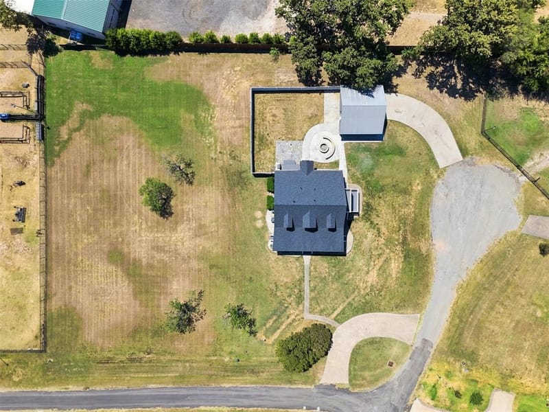 718 County Road 3121, Corsicana TX 75109 - Photo 37