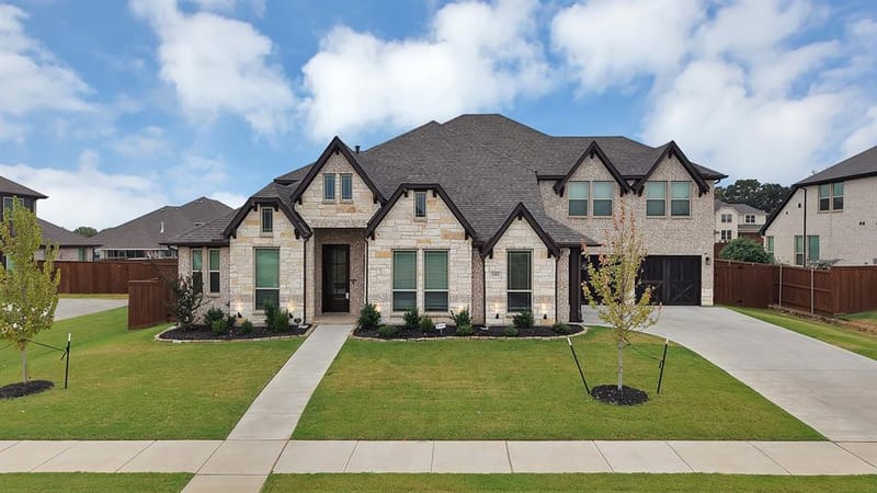 2303 Knapp Trail, Mansfield TX 76063