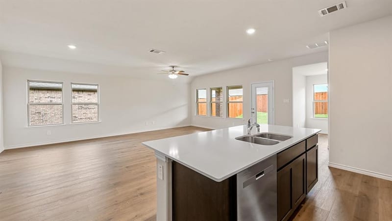 402 Carthage Street, Caddo Mills TX 75135 - Photo 8