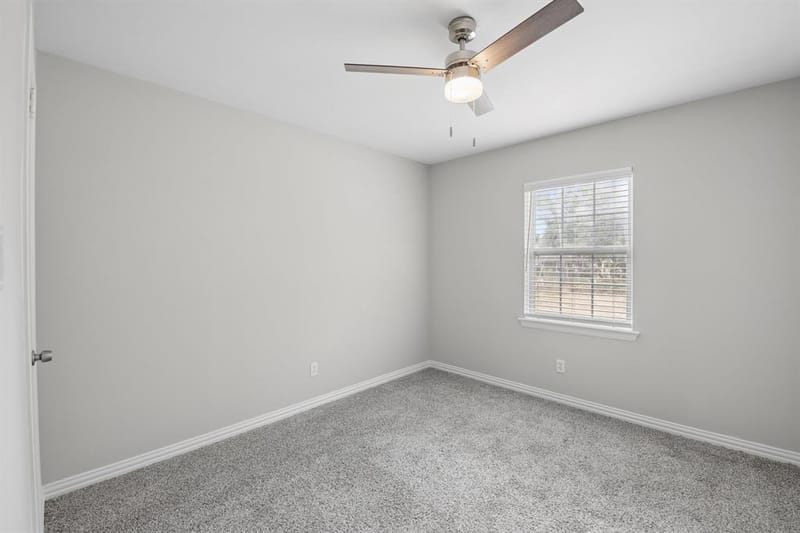 117 Tarrant Drive, Euless TX 76039 - Photo 12