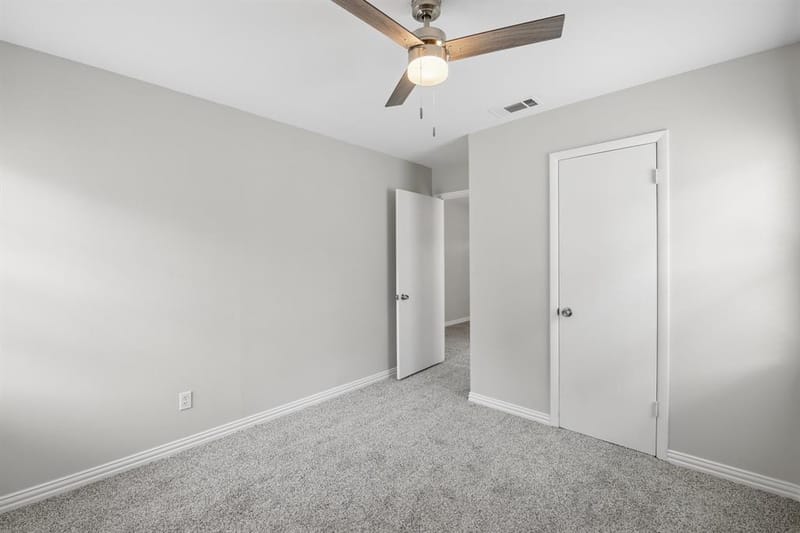 117 Tarrant Drive, Euless TX 76039 - Photo 10