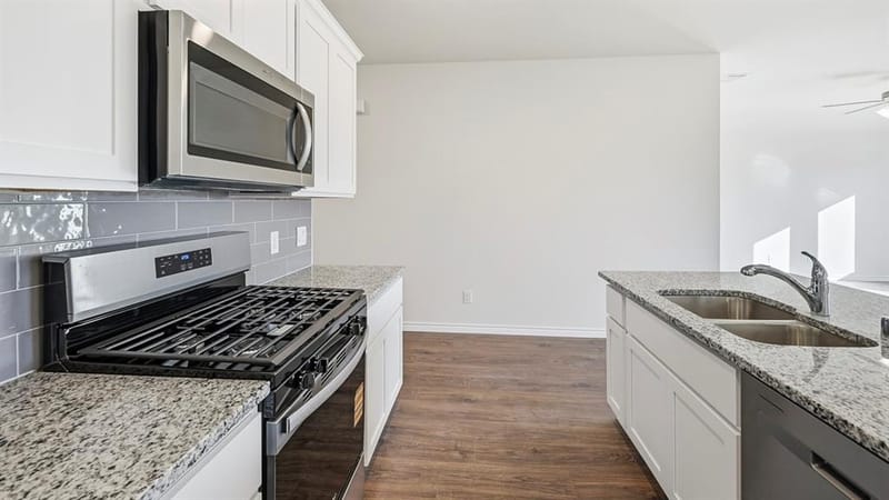 404 Carthage Street, Caddo Mills TX 75135 - Photo 27