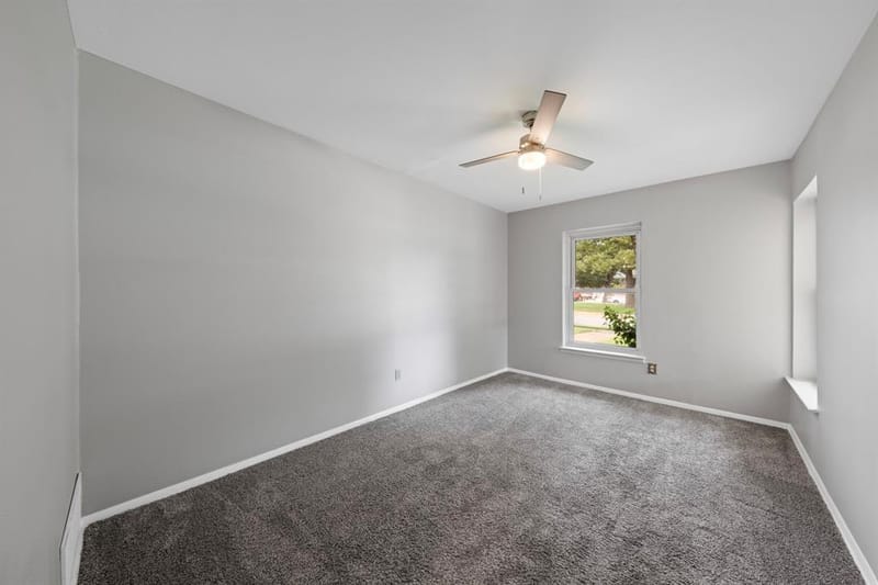 519 Staffordshire Drive, Irving TX 75061 - Photo 14