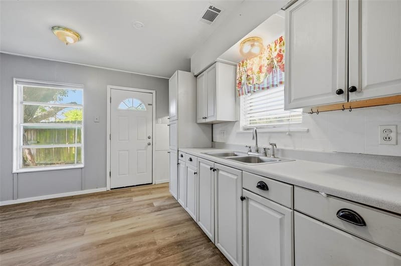 636 S Andrews Avenue, Sherman TX 75090 - Photo 7