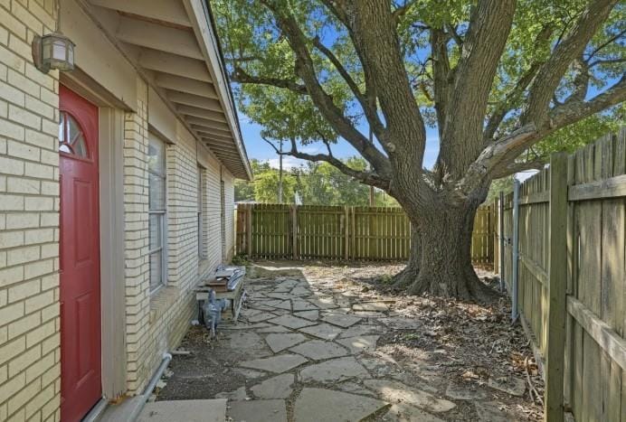 636 S Andrews Avenue, Sherman TX 75090 - Photo 20