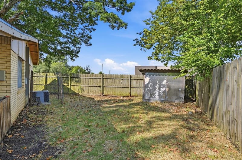 636 S Andrews Avenue, Sherman TX 75090 - Photo 19