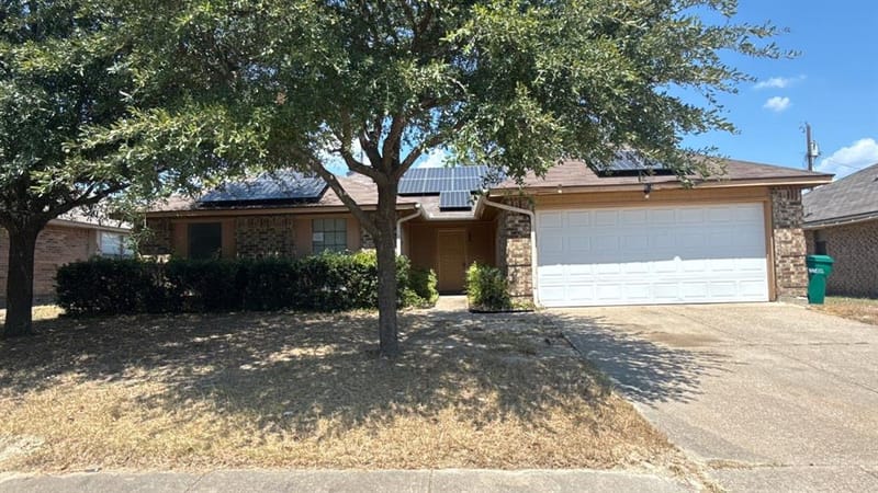914 Larue Drive, Cedar Hill TX 75104