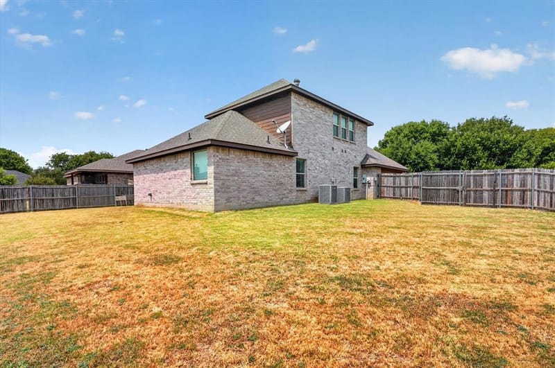 902 Mockingbird Lane, Glenn Heights TX 75154 - Photo 36