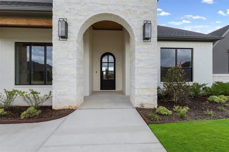 4720 Magnolia Trail, Midlothian TX 76065 - Photo 4