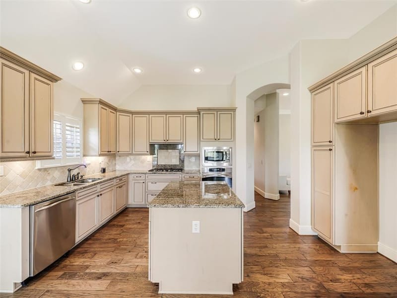 9813 Cypress Street, Denton TX 76207 - Photo 9