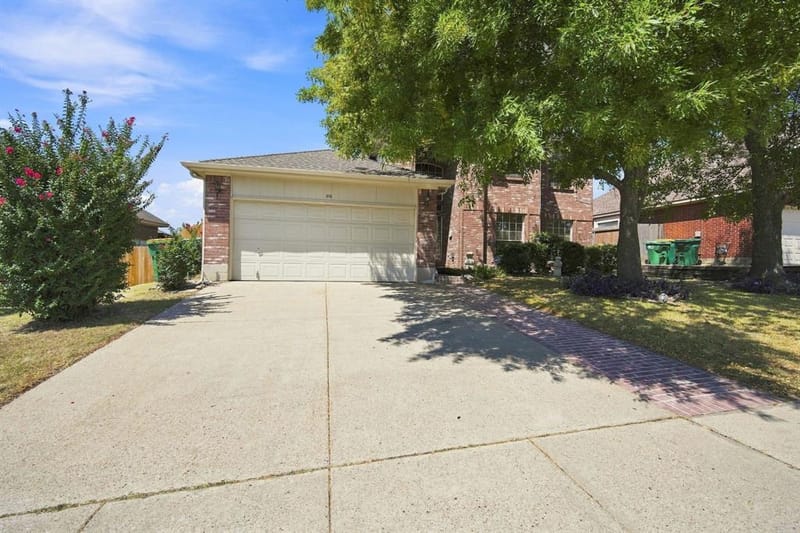 212 Armstrong Drive, Cedar Hill TX 75104