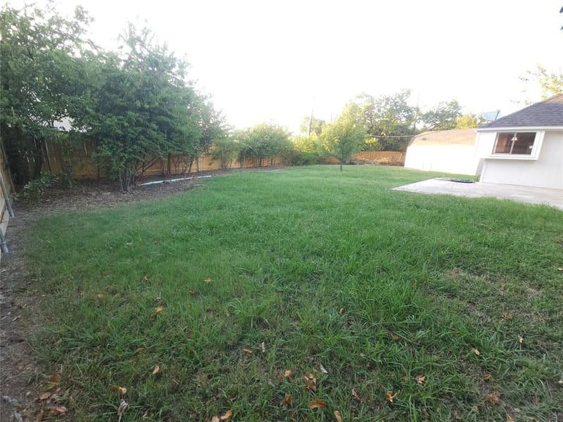 6300 Brownlee Lane, Arlington TX 76018 - Photo 32