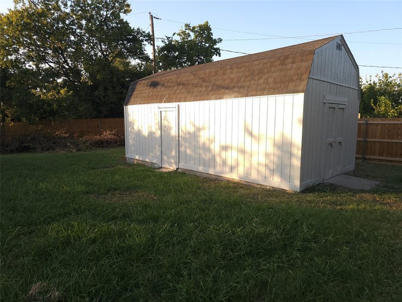 6300 Brownlee Lane, Arlington TX 76018 - Photo 33